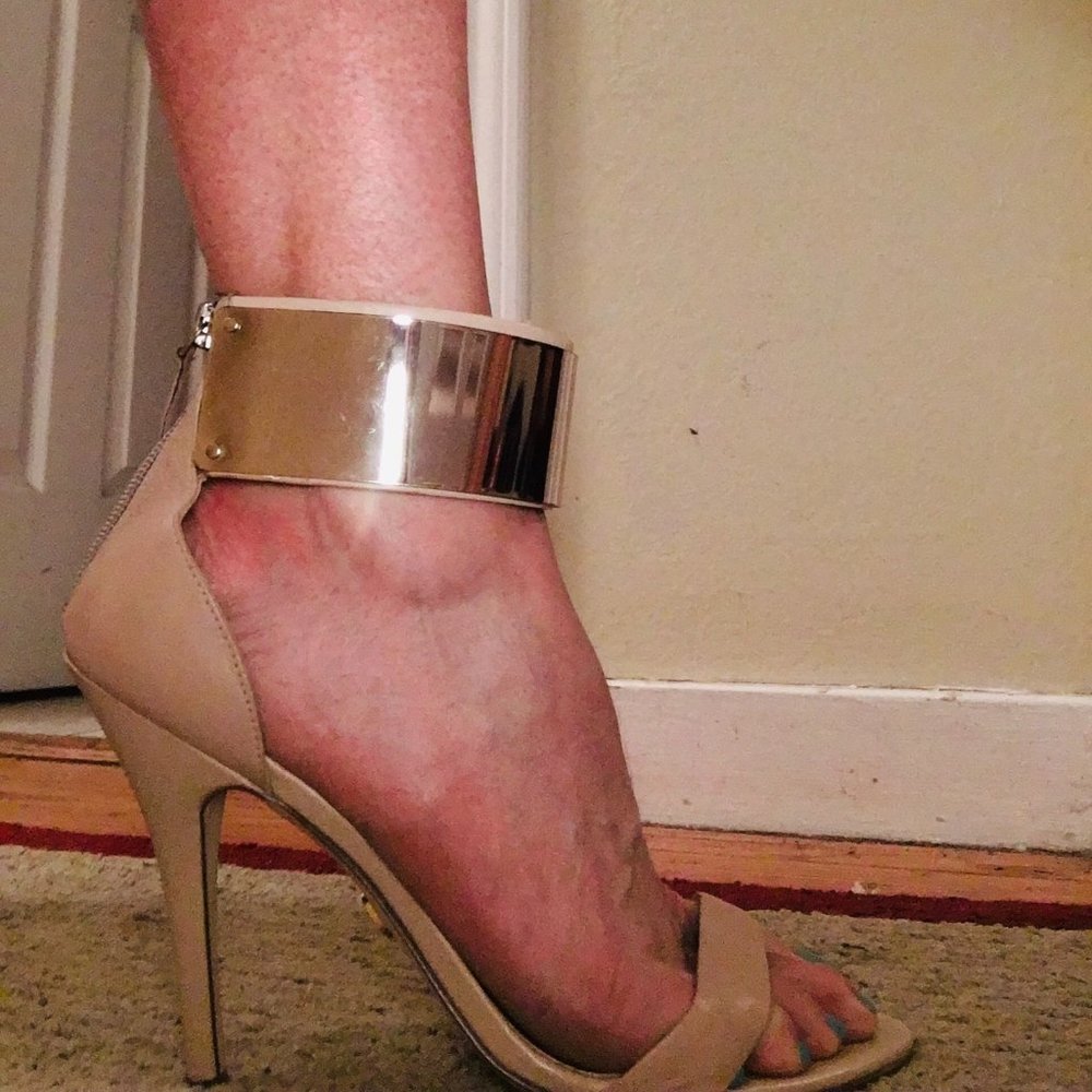 Bebe Nude Heel